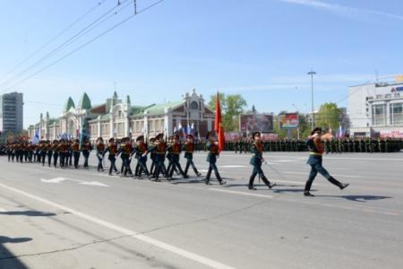 Новосибирск принял торжественный парад Победы