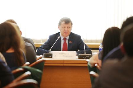 Д.Г. Новиков о работе КПРФ в Госдуме и региональных парламентах 