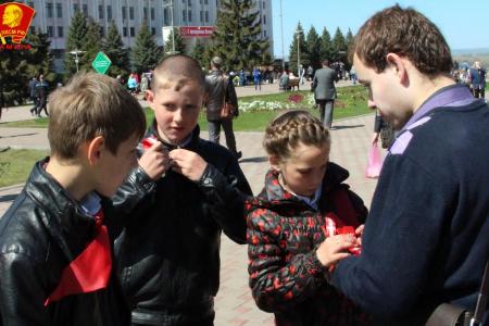 Акция "Я знаю, как выглядит Знамя Победы" проходит в Самаре