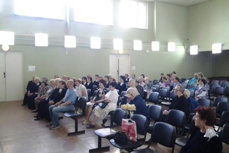 В.А. Симагин проводит встречи с избирателями в городах Челябинской области