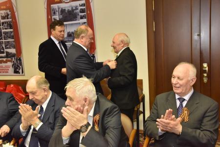 Г.А. Зюганов наградил ветеранов агропромышленного комплекса памятными медалями ЦК КПРФ «70 лет Победы»