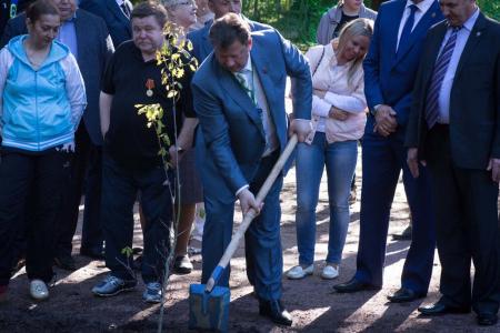 Ленинградская область. Заложена аллея в память советских воинов, погибших в годы Великой Отечественной войны