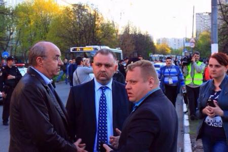 Жители столичного района Отрадное дали отпор бандитствующим строителям