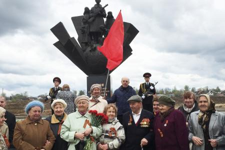 В канун Дня Победы в Щёлковском районе Подмосковья открыт памятник «Детям войны»