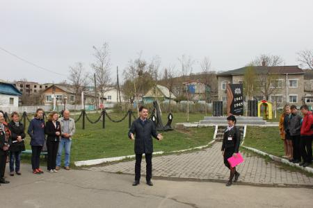 Приморский край. А.В. Корниенко напутствовал участников автопробега, посвященного 70-летию Победы