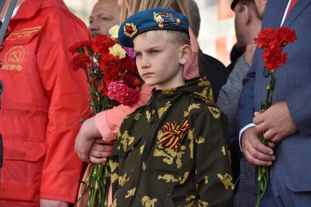 Слава Советскому народу – победителю! Вечная память павшим! Фашизм не пройдет!