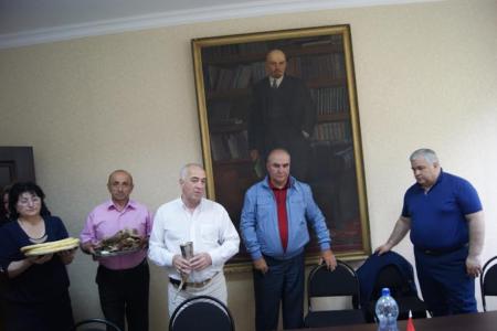 28 мая в Северную Осетию прибыл с рабочим визитом депутат Государственной Думы ФС РФ К.К. Тайсаев