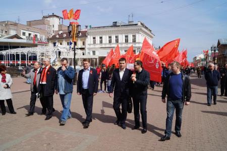 Нижегородское региональное отделение КПРФ провело митинг и шествие, посвященные Дню международной солидарности трудящихся