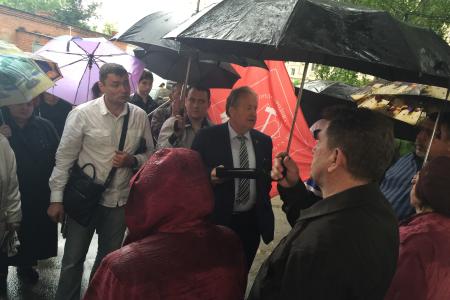 Новые встречи – старые проблемы. Депутат Госдумы С.П.Обухов продолжает встречи с жителями по проблемам ЖКХ во дворах Краснодара