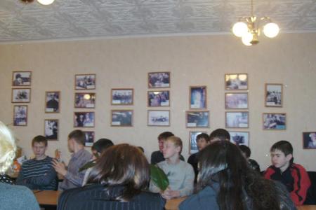 Кемеровская область. Коммунисты Кузбасса проводят уроки «Знамя нашей Победы» в школах