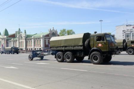 Новосибирск принял торжественный парад Победы