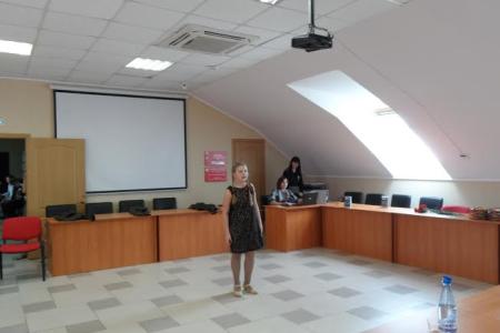 В помещении Ставропольского крайкома КПРФ остоялась встреча вереранов Великой Отечественной Войны с детьми города Ставрополя