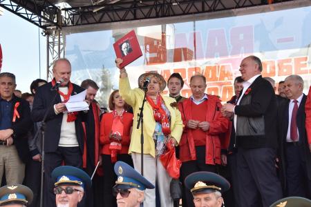 Слава Советскому народу – победителю! Вечная память павшим! Фашизм не пройдет!