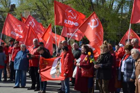 Ростовская область. "Коммунисты, вперед!": автопробег в честь 70-летия Великой Победы