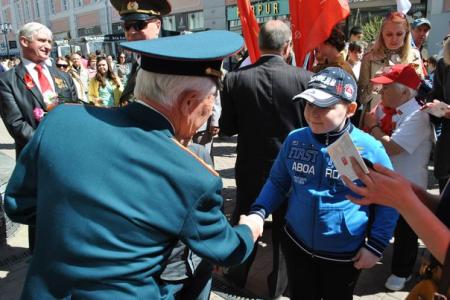 Нижегородские коммунисты возложили цветы к Вечному Огню
