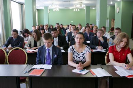 Стартовало обучение очередного потока слушателей Центра политучёбы