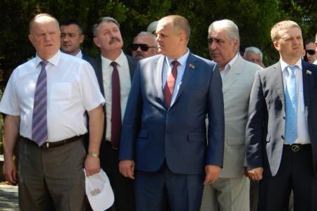 Г.А. Зюганов посетил Город-Герой Севастополь