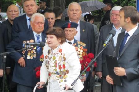 Дань памяти. Симферопольские коммунисты почтили память партизан и подпольщиков Крыма