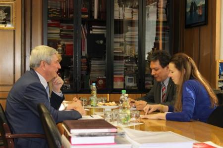 На полях парламентского форума БРИКС Иван Мельников провел двухсторонние встречи с коммунистами Бразилии и ЮАР
