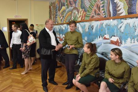 Г.А. Зюганов посетил московский детский дом №12