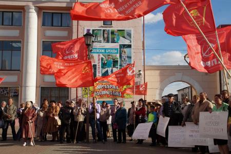 Градус напряжения по вопросу отмены электричек в Бурятии растёт. Завершился митинг "За восстановление движения электричек и снижение тарифов"