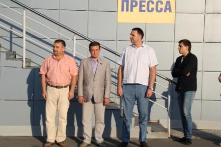 Новосибирск. Дан старт футбольному турниру на призы Депутатского центра КПРФ