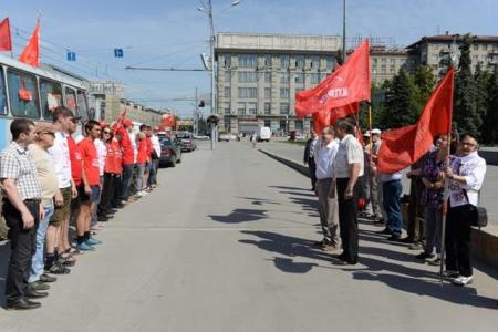 В Новосибирске стартовал автопробег в память погибших в Великой Отечественной войне героев