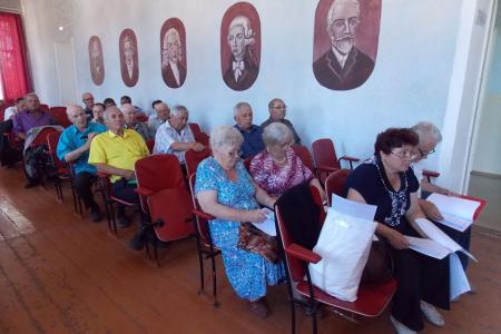 Алтайские коммунисты провели выездное заседание бюро крайкома КПРФ в Славгороде