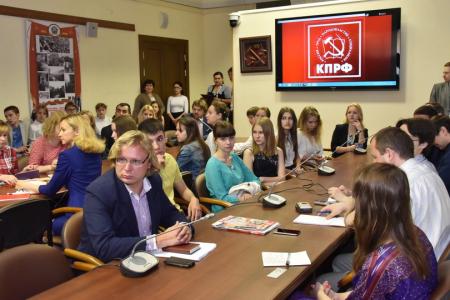 Помощь детям – приоритет для КПРФ!