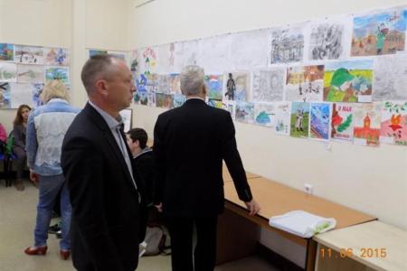 Первый секретарь Вологодского обкома КПРФ Александр Морозов принял участие в презентации выставки и книги воспоминаний «Детей войны»