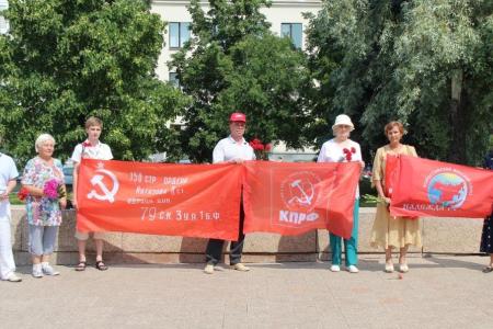 Коммунисты Челябинска почтили память погибших в годы Великой Отечественной войны