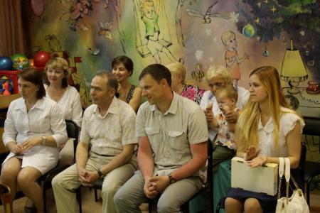 Лидер пермских коммунистов В.К. Корсун посетил  краевой специализированный Дом ребёнка