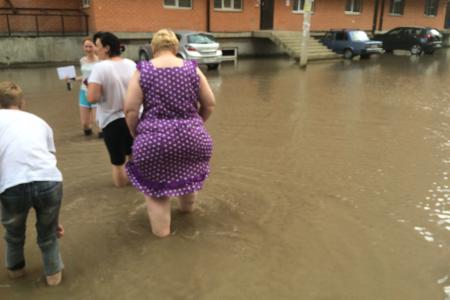 После потопа в Краснодаре. «Повторно прошу принять меры по понуждению администрации Краснодара к выполнению своих обязанностей». С.П. Обухов направил правительственную телеграмму врио губернатора Краснодарского края В.И. Кондратьеву