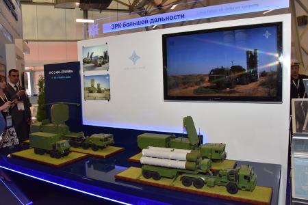 Г.А. Зюганов посетил Международный военно-технический форум «Армия-2015»
