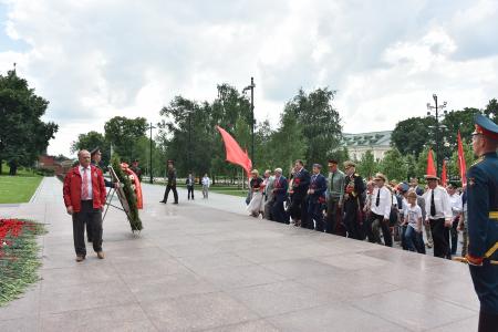 Поклон памяти павших
