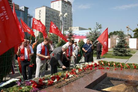 Помним, скорбим, боремся! Активисты КПРФ приняли участие в краснодарских мероприятиях в память о начале Великой Отечественной