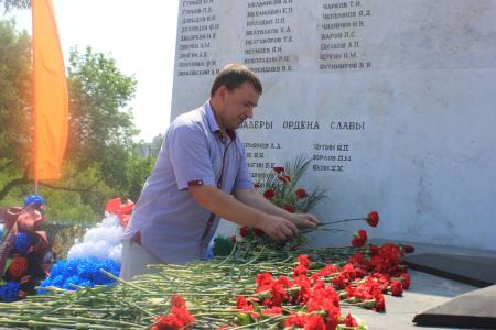 Тюменские коммунисты провели митинг в день памяти и скорби