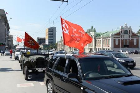В Новосибирске стартовал автопробег в память погибших в Великой Отечественной войне героев