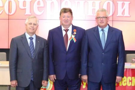 В Минске состоялся Съезд КПБ и заседание Секретариата СКП-КПСС. В работе форума приняли участие заместитель Председателя ЦК КПРФ В.И. Кашин и секретарь ЦК КПРФ К.К. Тайсаев