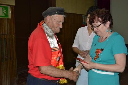 Республика Калмыкия. Коммунисты организовали мероприятие в честь 70-летия Парада Победы
