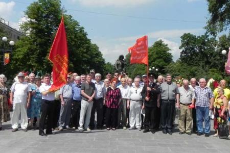 Белгородские коммунисты почтили память героев Великой Отечественной