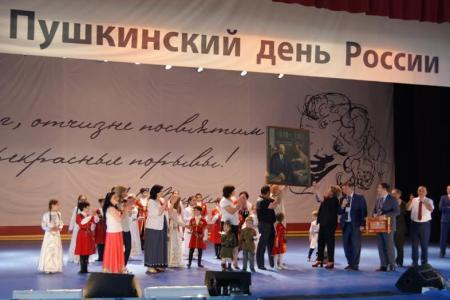 Коммунисты Северной Осетии приняли участие в фестивале "Пушкинский день на Северном Кавказе"