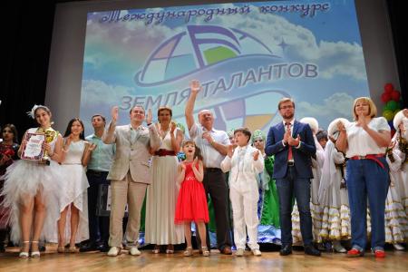 Кимовская школа-интернат ко Дню защиты детей получила подарки от депутата Ю.В. Афонина 