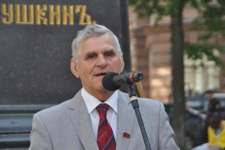 Коммунисты Санкт-Петербурга провели торжественный митинг-концерт по случаю Дня русского языка