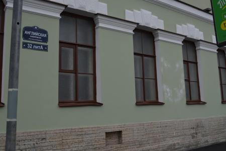 После обращений депутатов-коммунистов и комсомольского пикета со здания бывшей Академии Генштаба в Санкт-Петербурге сняли памятную доску, предположительно посвященную Карлу Густаву Маннергейму