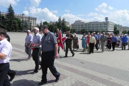 Белгородские коммунисты почтили память героев Великой Отечественной