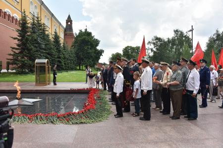 Поклон памяти павших