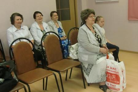 Ивановские коммунисты в День защиты детей посетили детский дом «Родничок»