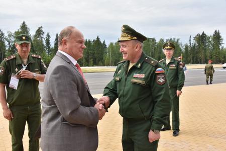 Г.А. Зюганов посетил Международный военно-технический форум «Армия-2015»