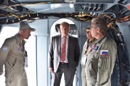 Г.А. Зюганов посетил Международный военно-технический форум «Армия-2015»